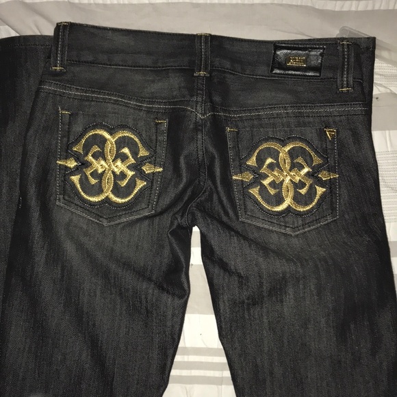 Guess Jeans - Picture 2 of 3